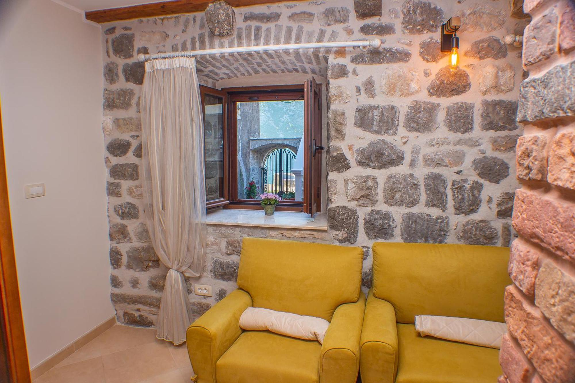 Pallazo Uniqato Seafront Kotor Exterior foto